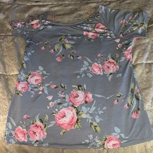 Heimish U.S.A. Strappy Cold shoulder top.